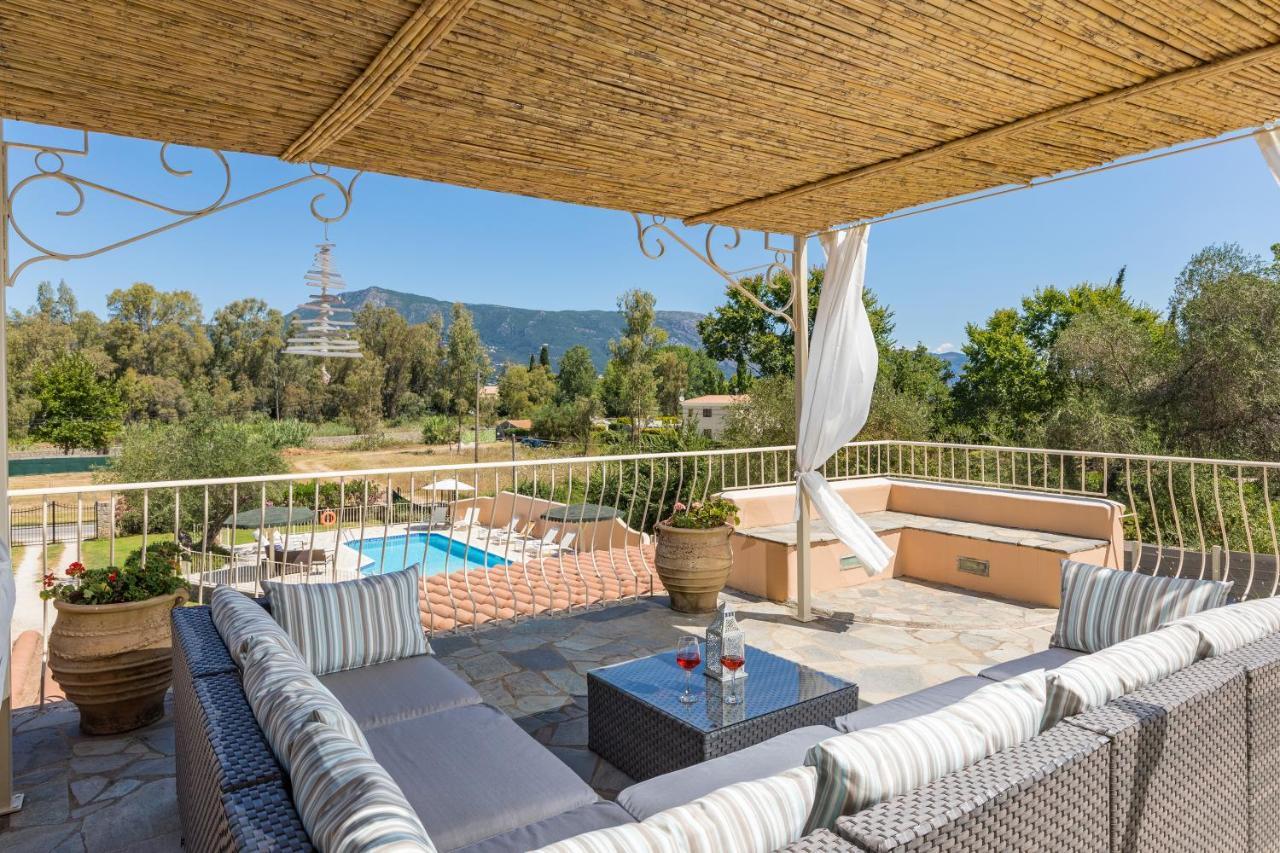 Villa St Nicholas House With Private Heated Pool Дассия Экстерьер фото