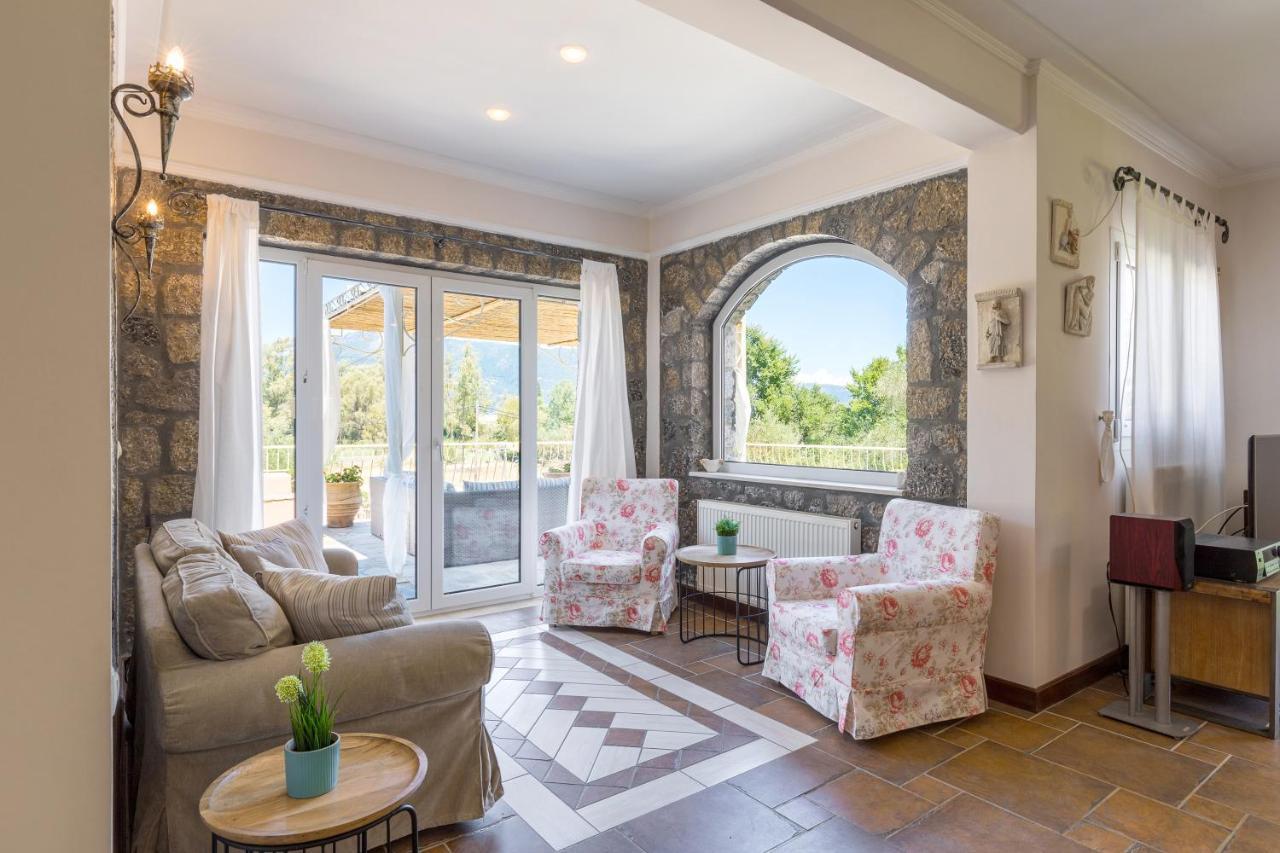 Villa St Nicholas House With Private Heated Pool Дассия Экстерьер фото