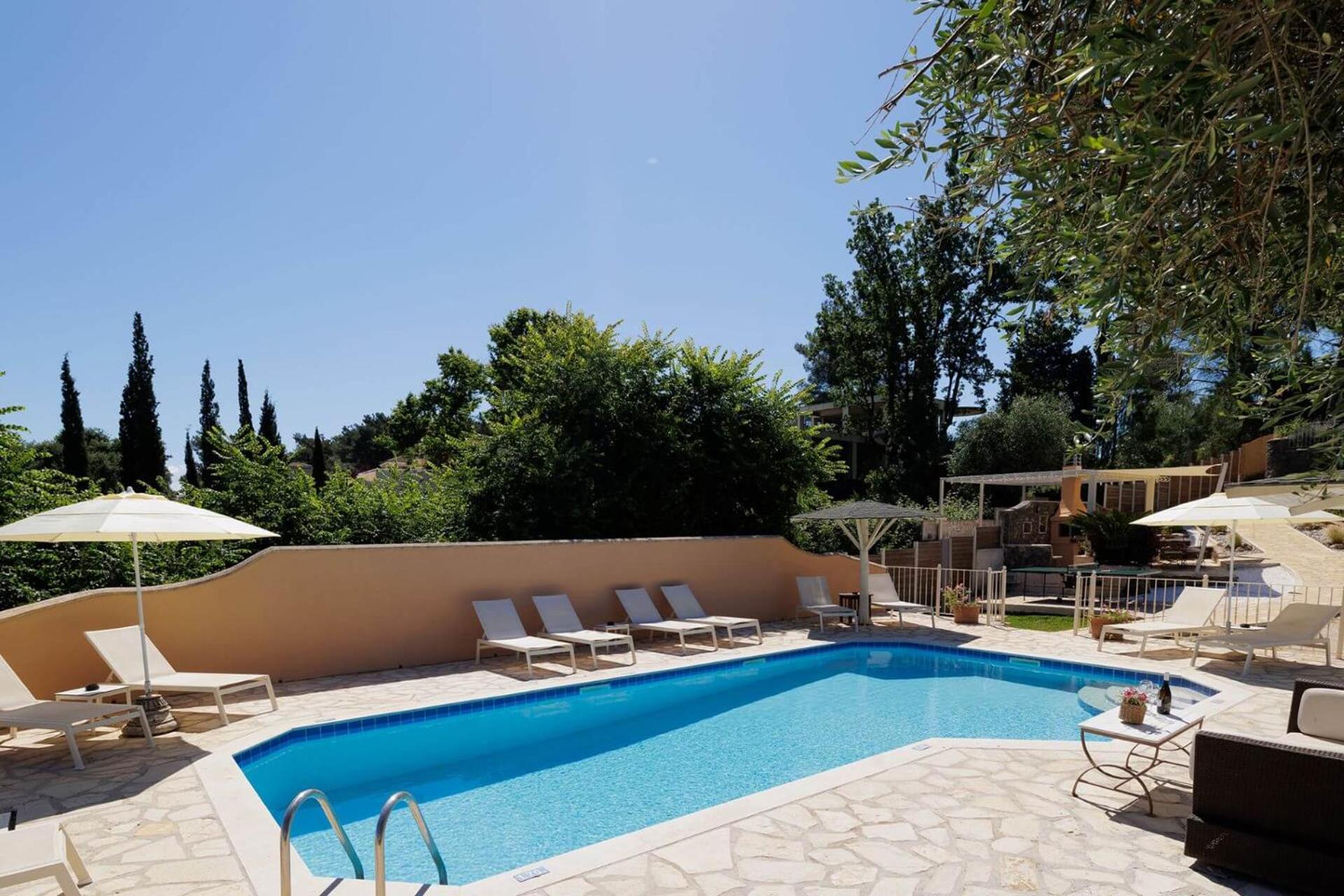 Villa St Nicholas House With Private Heated Pool Дассия Экстерьер фото