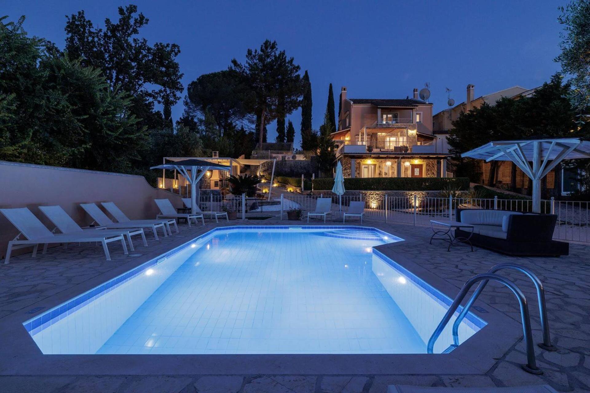 Villa St Nicholas House With Private Heated Pool Дассия Экстерьер фото