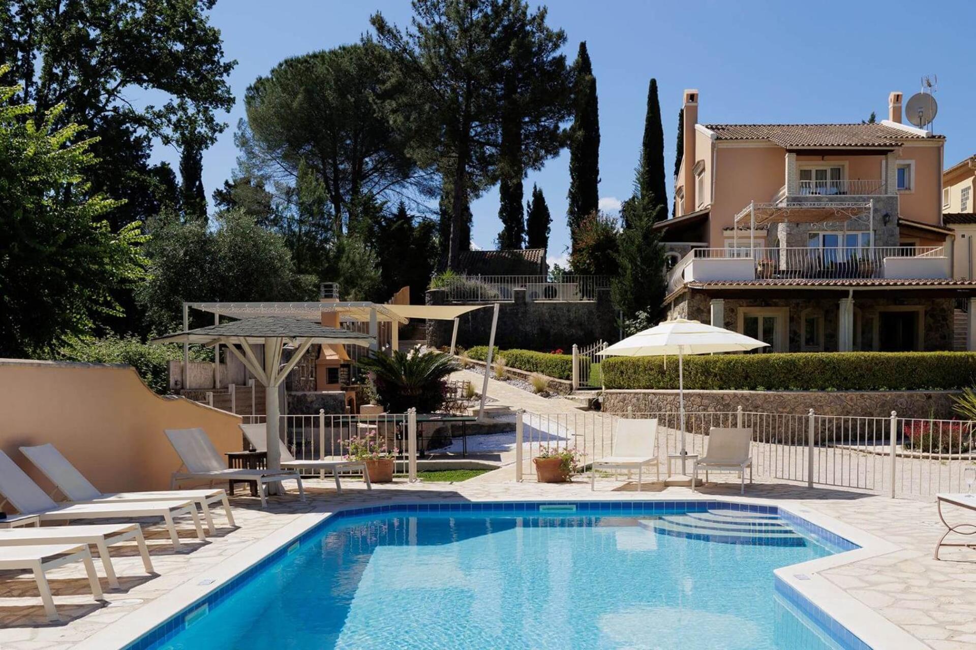 Villa St Nicholas House With Private Heated Pool Дассия Экстерьер фото
